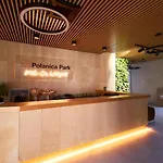 Park - Laguna - Premium アパート *