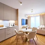 Park - Laguna - Premium アパート *