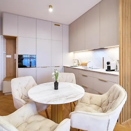 Park - Laguna - Premium 아파트 폴라니카-즈루이