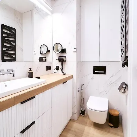 Park - Laguna - Premium 폴라니카-즈루이