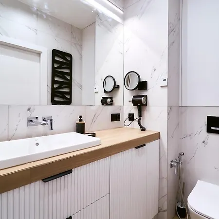 Park - Laguna - Premium 폴라니카-즈루이