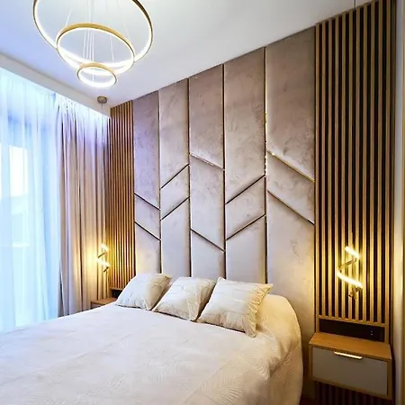 Park - Laguna - Premium 폴라니카-즈루이